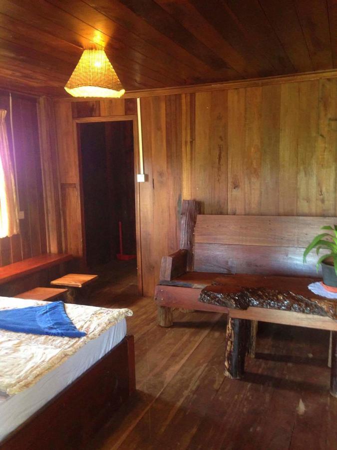 Ratanak Tep Rithea Homestay 반룽 외부 사진
