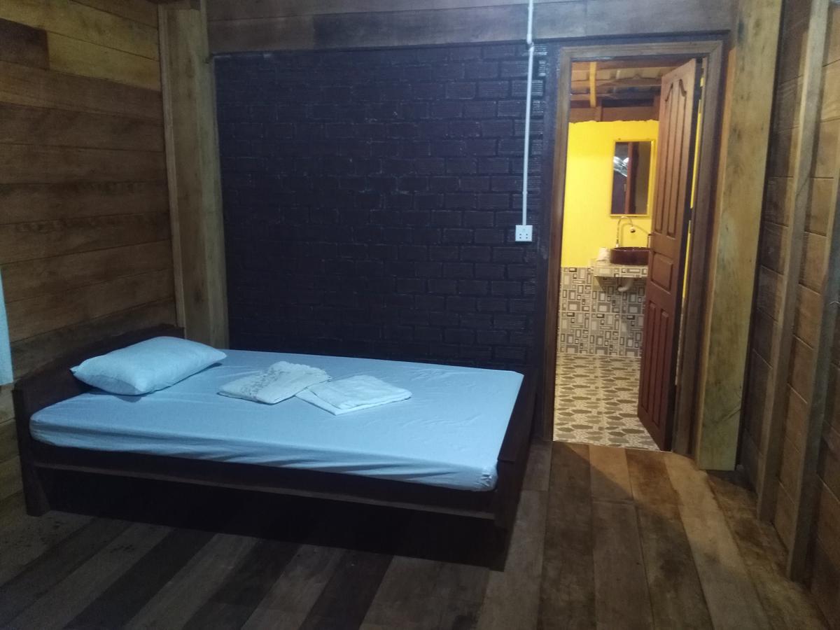 Ratanak Tep Rithea Homestay 반룽 외부 사진