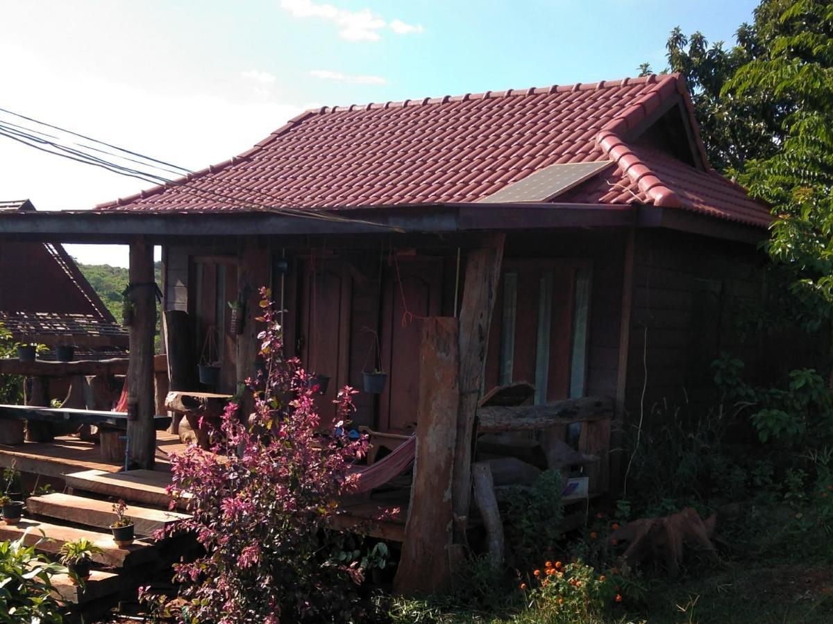 Ratanak Tep Rithea Homestay 반룽 외부 사진