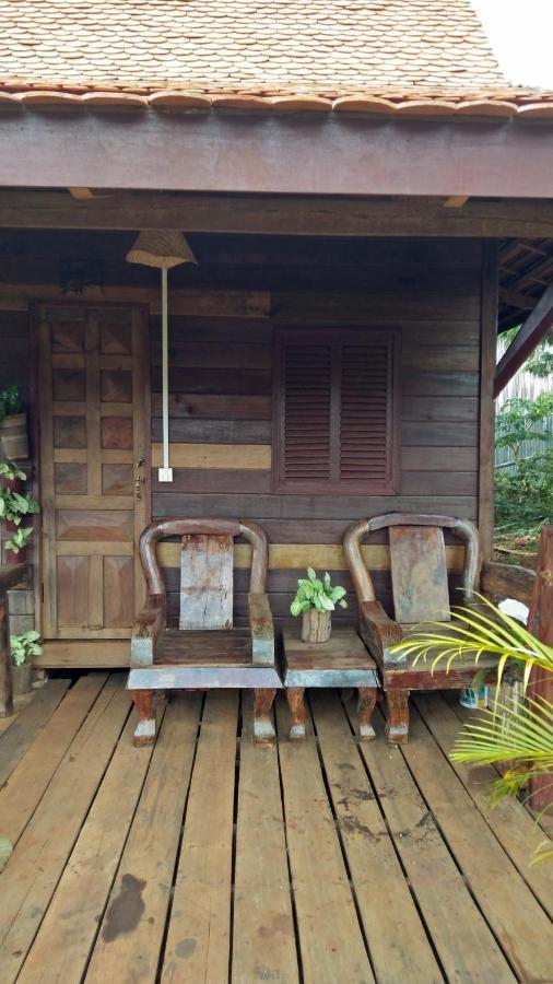 Ratanak Tep Rithea Homestay 반룽 외부 사진